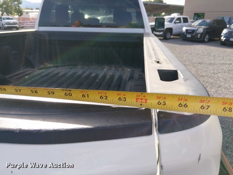 image for item EU2537 2020 GMC Sierra 2500HD Double Cab pickup truck