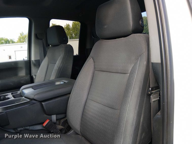 image for item EU2537 2020 GMC Sierra 2500HD Double Cab pickup truck