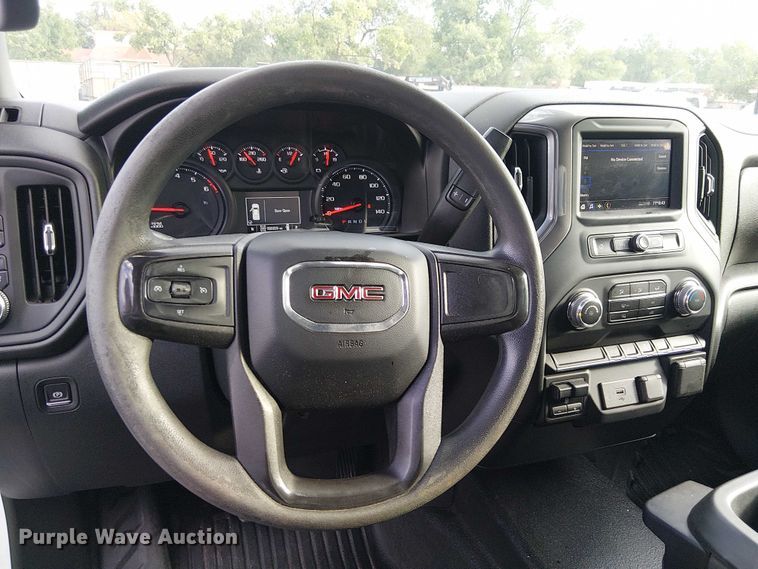 image for item EU2537 2020 GMC Sierra 2500HD Double Cab pickup truck