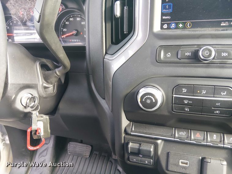 image for item EU2537 2020 GMC Sierra 2500HD Double Cab pickup truck