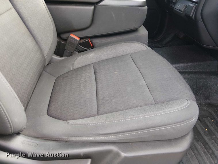 image for item EU2537 2020 GMC Sierra 2500HD Double Cab pickup truck