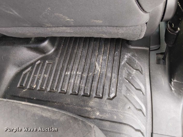 image for item EU2537 2020 GMC Sierra 2500HD Double Cab pickup truck