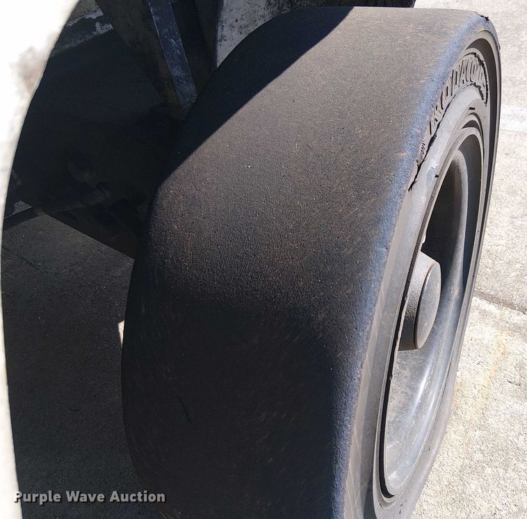 image for item EU2543 2015 UniCarriers PF80YLP forklift