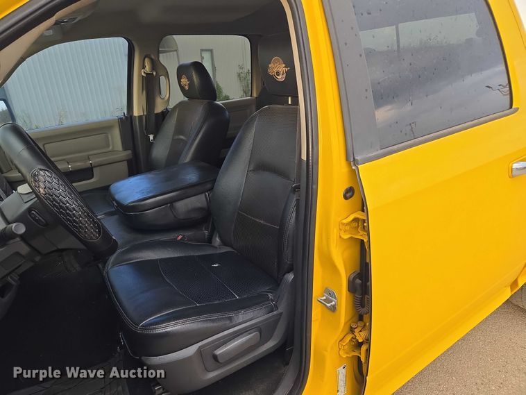 image for item EU3641 2009 Dodge Ram Crew Cab pickup truck