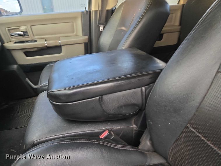 image for item EU3641 2009 Dodge Ram Crew Cab pickup truck