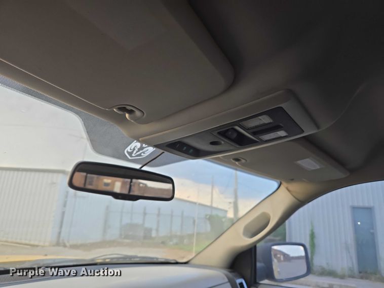 image for item EU3641 2009 Dodge Ram Crew Cab pickup truck