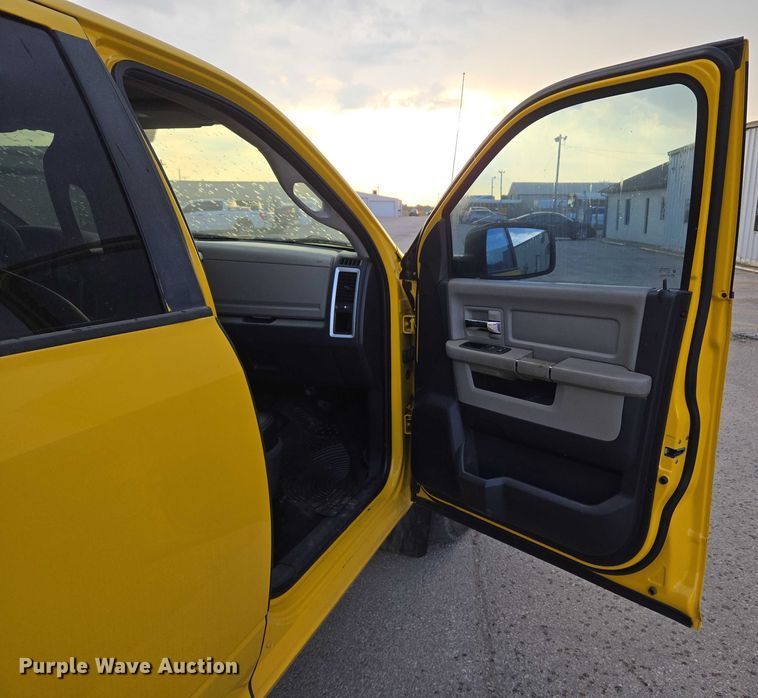 image for item EU3641 2009 Dodge Ram Crew Cab pickup truck