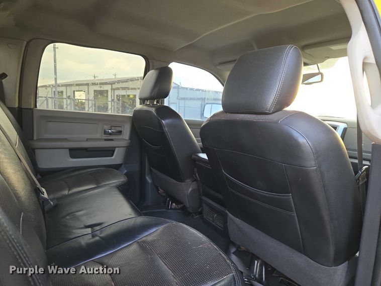 image for item EU3641 2009 Dodge Ram Crew Cab pickup truck