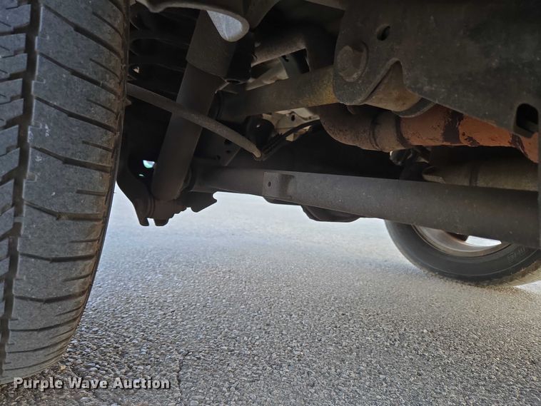 image for item EU3641 2009 Dodge Ram Crew Cab pickup truck