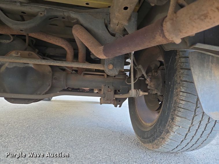 image for item EU3641 2009 Dodge Ram Crew Cab pickup truck