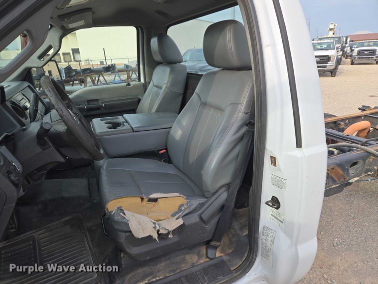 image for item EU3691 2016 Ford F550 truck cab and chassis