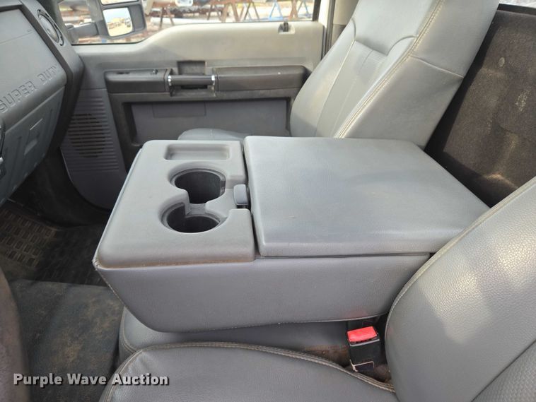 image for item EU3691 2016 Ford F550 truck cab and chassis