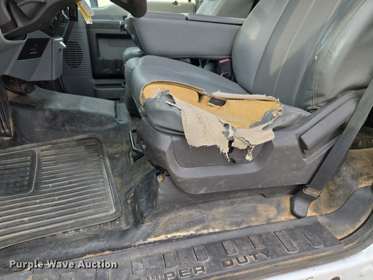 image for item EU3691 2016 Ford F550 truck cab and chassis