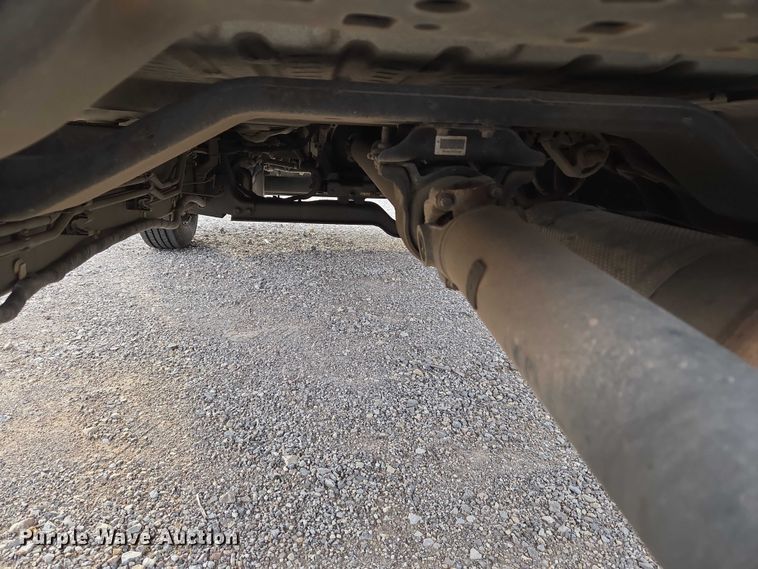 image for item EU3692 2019 Ford F-550 Crew Cab truck cab and chassis