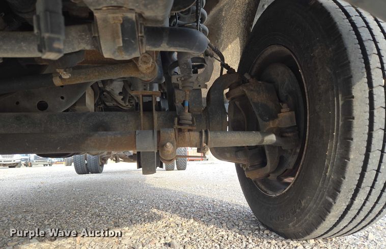 image for item EU3692 2019 Ford F-550 Crew Cab truck cab and chassis