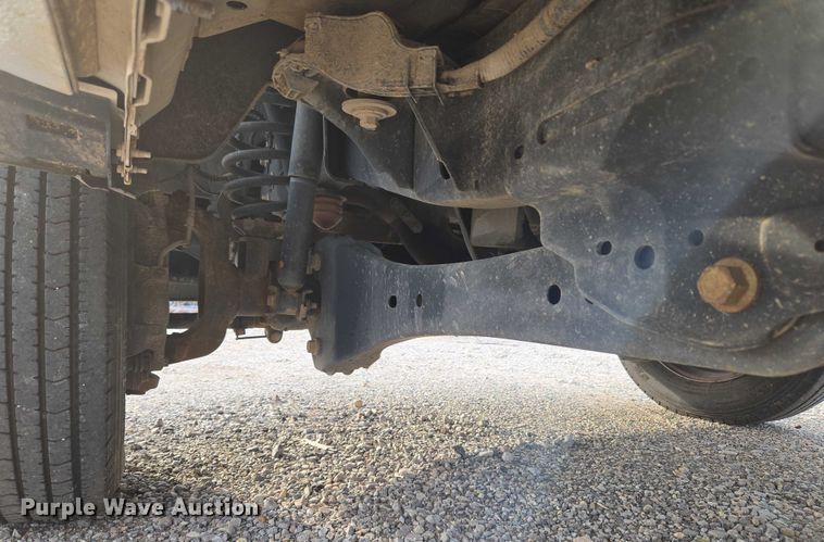 image for item EU3692 2019 Ford F-550 Crew Cab truck cab and chassis