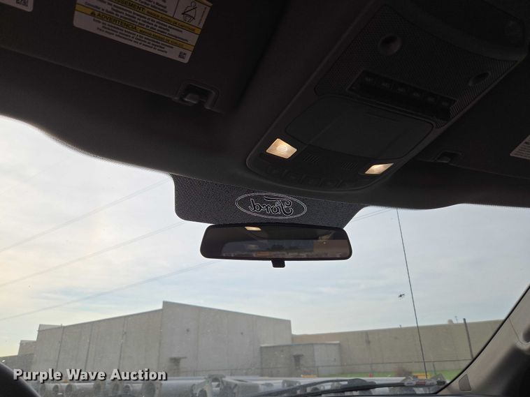 image for item EU3692 2019 Ford F-550 Crew Cab truck cab and chassis