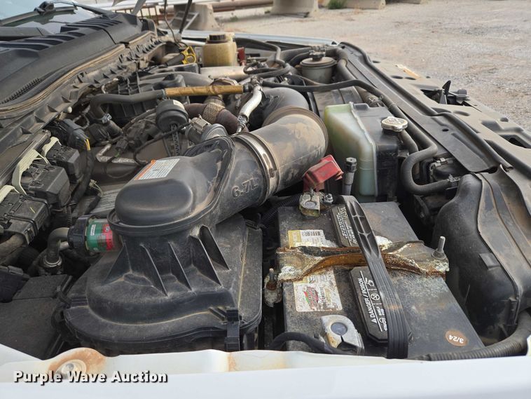 image for item EU3692 2019 Ford F-550 Crew Cab truck cab and chassis