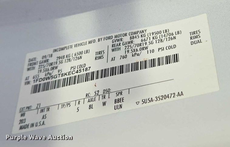 image for item EU3692 2019 Ford F-550 Crew Cab truck cab and chassis