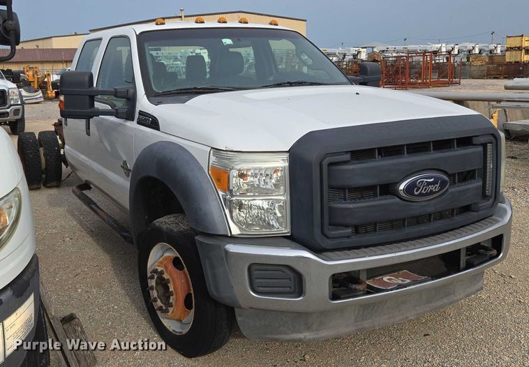 image for item EU3693 2012 Ford F550 Crew Cab truck cab and chassis