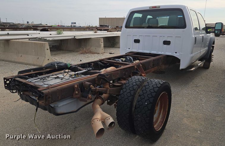 image for item EU3693 2012 Ford F550 Crew Cab truck cab and chassis