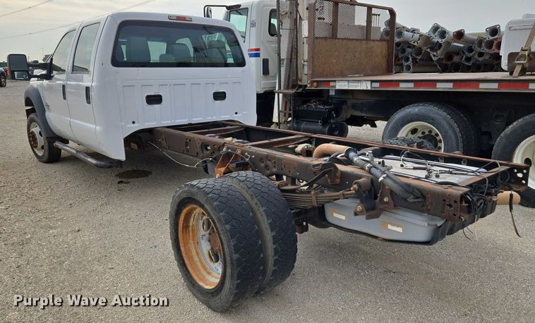 image for item EU3693 2012 Ford F550 Crew Cab truck cab and chassis