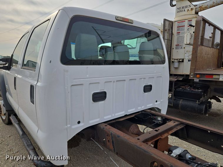 image for item EU3693 2012 Ford F550 Crew Cab truck cab and chassis