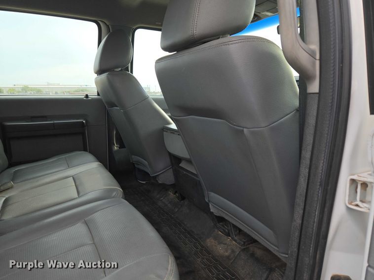 image for item EU3693 2012 Ford F550 Crew Cab truck cab and chassis