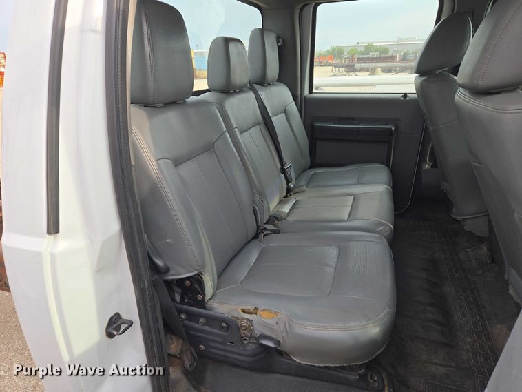 image for item EU3693 2012 Ford F550 Crew Cab truck cab and chassis