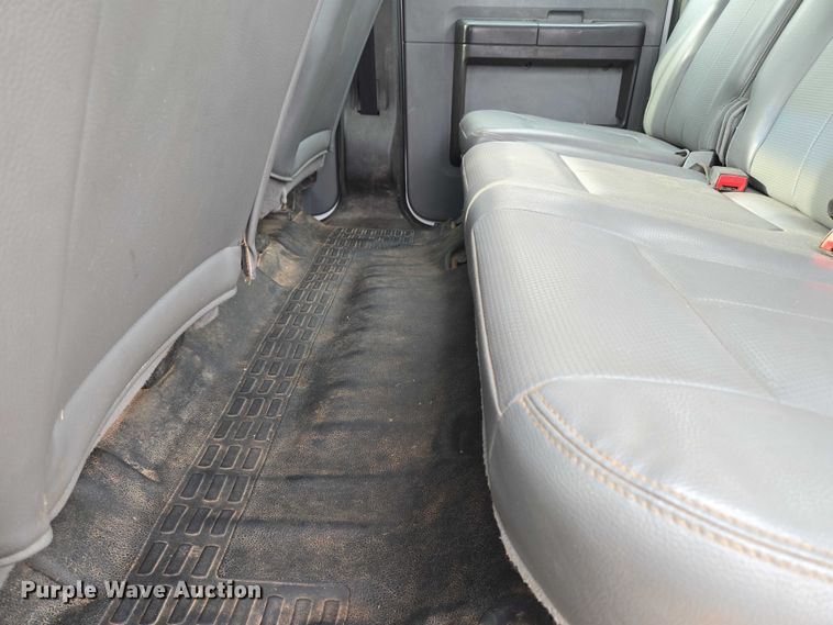 image for item EU3693 2012 Ford F550 Crew Cab truck cab and chassis