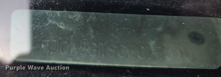 image for item EU3693 2012 Ford F550 Crew Cab truck cab and chassis