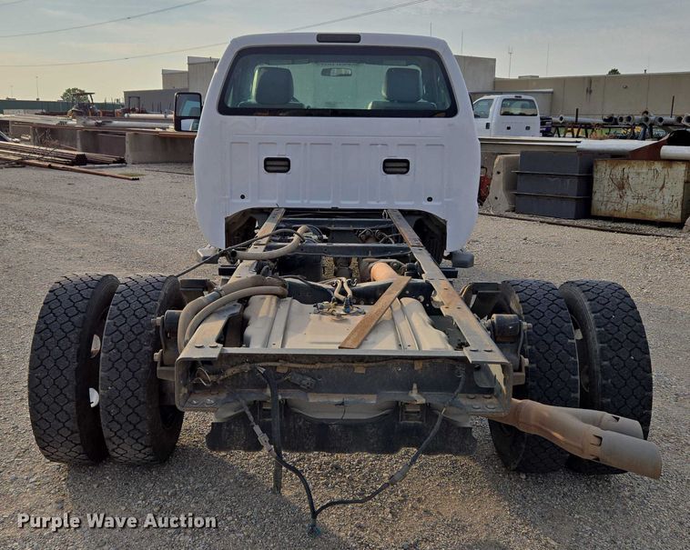 image for item EU3694 2016 Ford F550 truck cab and chassis