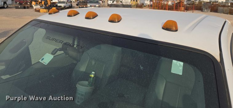 image for item EU3694 2016 Ford F550 truck cab and chassis