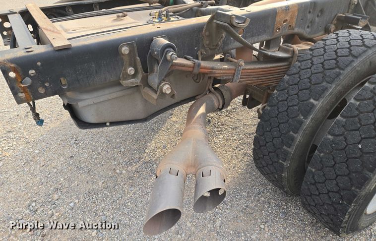 image for item EU3694 2016 Ford F550 truck cab and chassis