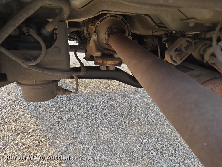 image for item EU3694 2016 Ford F550 truck cab and chassis