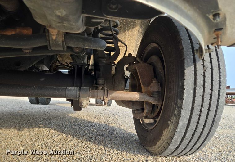 image for item EU3694 2016 Ford F550 truck cab and chassis