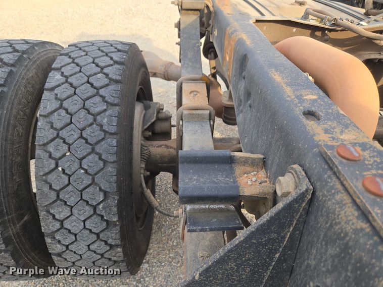 image for item EU3694 2016 Ford F550 truck cab and chassis