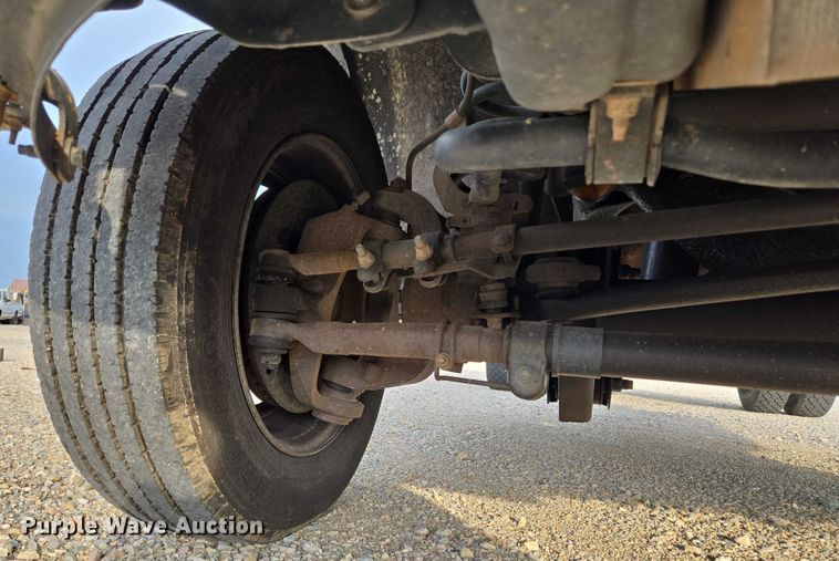 image for item EU3694 2016 Ford F550 truck cab and chassis