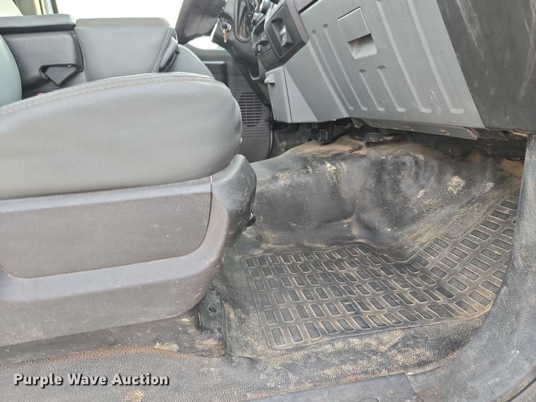 image for item EU3694 2016 Ford F550 truck cab and chassis