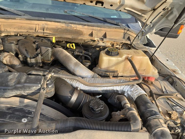 image for item EU3694 2016 Ford F550 truck cab and chassis