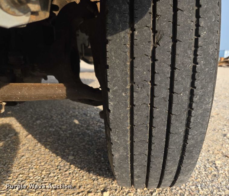 image for item EU3694 2016 Ford F550 truck cab and chassis