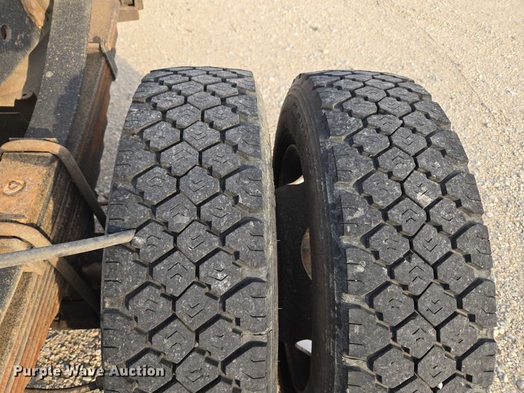 image for item EU3694 2016 Ford F550 truck cab and chassis