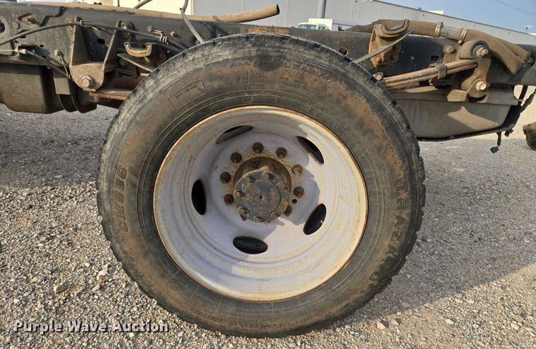 image for item EU3694 2016 Ford F550 truck cab and chassis