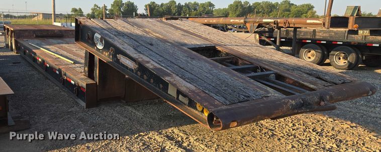image for item EU3719 1981 TrailMobile 60-LDD-3SFG lowboy equipment trailer