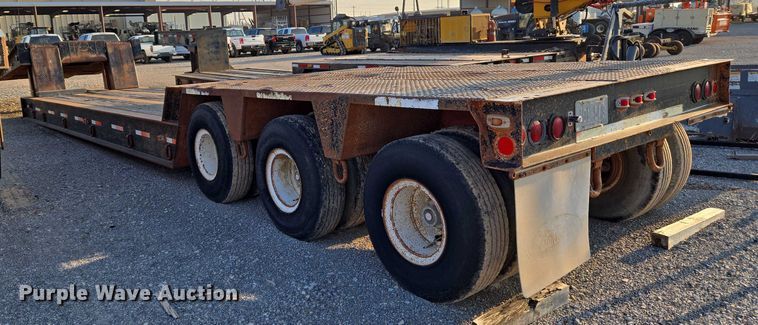 image for item EU3719 1981 TrailMobile 60-LDD-3SFG lowboy equipment trailer