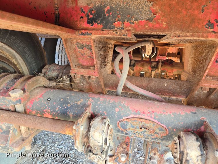 image for item EU3719 1981 TrailMobile 60-LDD-3SFG lowboy equipment trailer