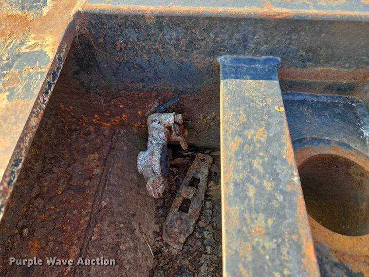 image for item EU3719 1981 TrailMobile 60-LDD-3SFG lowboy equipment trailer