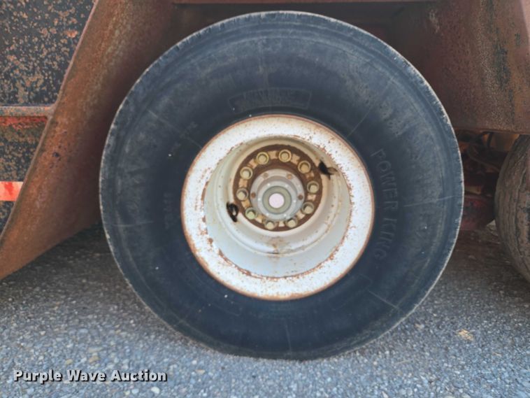 image for item EU3719 1981 TrailMobile 60-LDD-3SFG lowboy equipment trailer