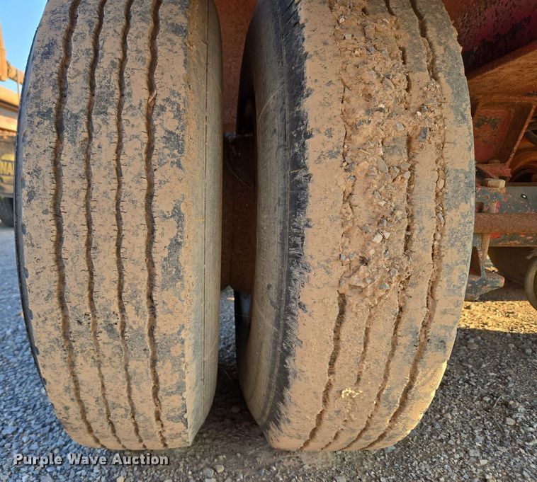 image for item EU3719 1981 TrailMobile 60-LDD-3SFG lowboy equipment trailer