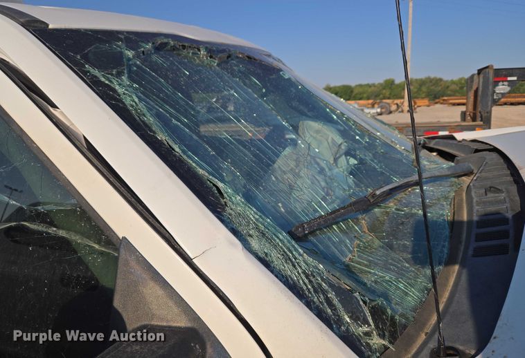 image for item EU3721 2019 Ford F250 Super Duty SuperCab utility bed pickup truck